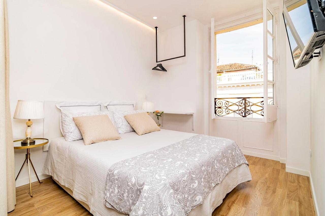 Unbeatable Views Of Puerta Del Sol By Batuecas Appartement